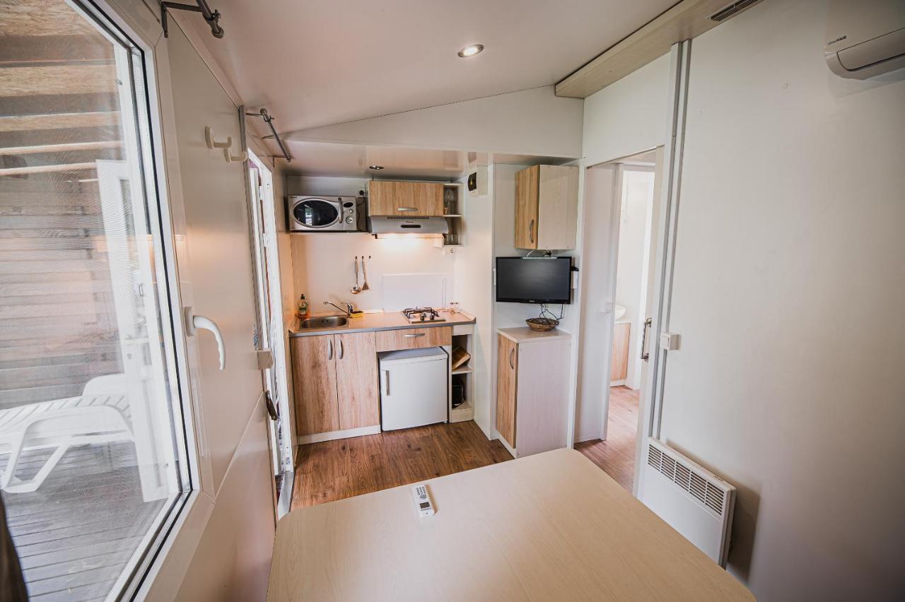 Lake View Mobile Homes With Thermal Riviera Tickets In Terme Catez كاتيز أوب سافي المظهر الخارجي الصورة