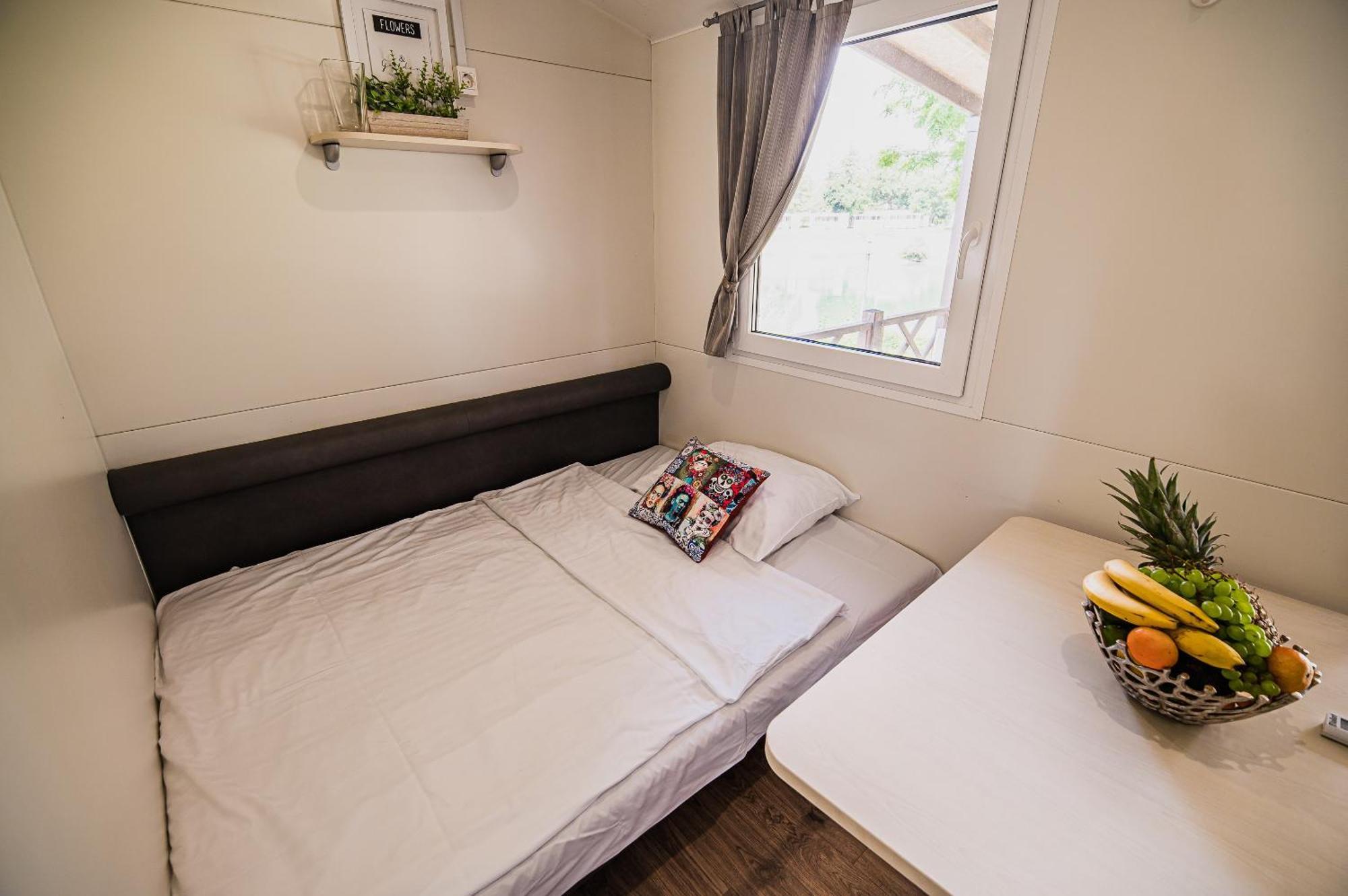 Lake View Mobile Homes With Thermal Riviera Tickets In Terme Catez كاتيز أوب سافي الغرفة الصورة