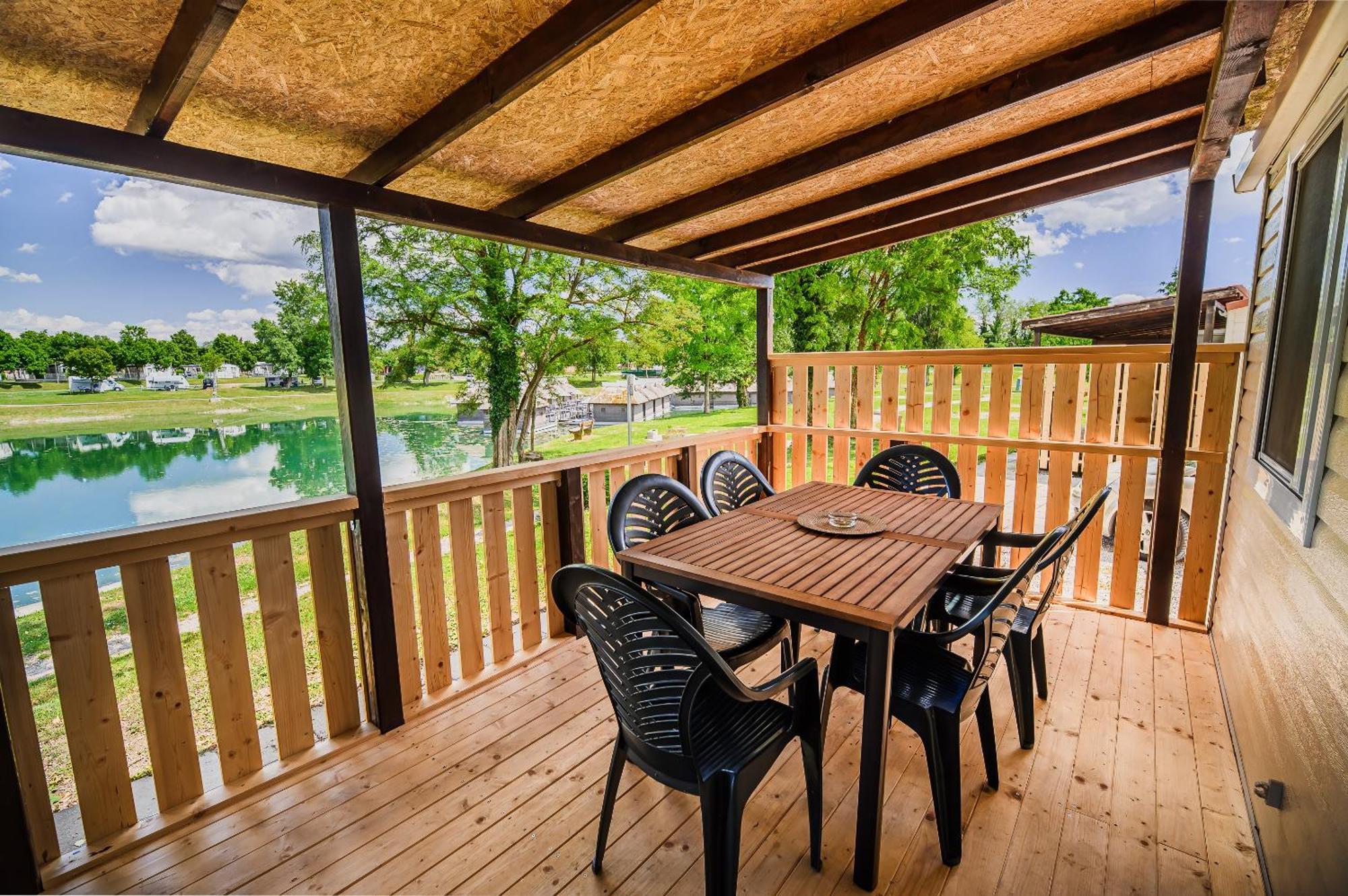 Lake View Mobile Homes With Thermal Riviera Tickets In Terme Catez كاتيز أوب سافي الغرفة الصورة